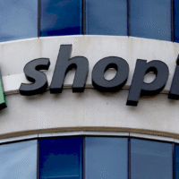 Акції Shopify зросли на 20%