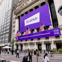Акції StubHub впали