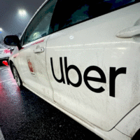 Вертолітні поїздки Uber Blade