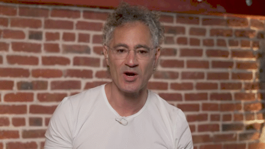 Алекс Карп під час конференції