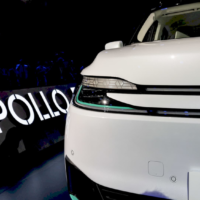 Роботаксі Baidu на вулицях Лондона