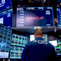 Графік падіння акцій Oracle та Nvidia