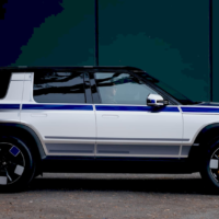 Технологія автономного водіння Rivian